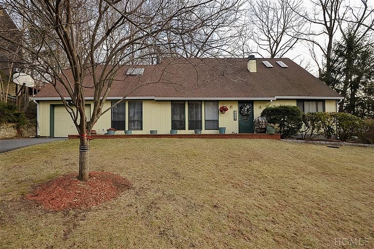 1st image of 3170 Douglas Dr