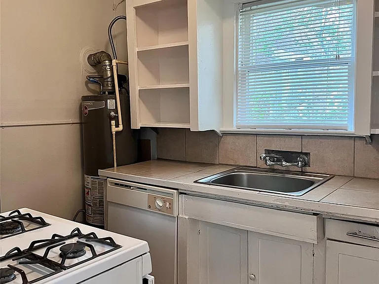 320 W Polk St #2 — Photo 12