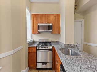 4 Fountain Pl #9R, Boston, MA 02113