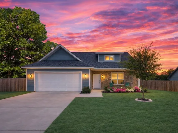 608 Porcupine Dr, Springtown, TX 76082