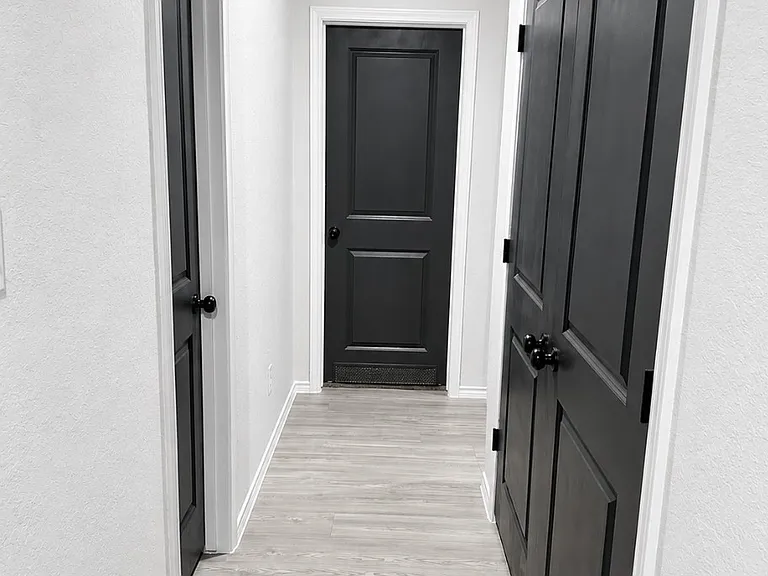 Unfurnished hall