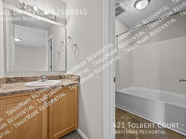 421 Tolbert Ct #C — Photo 16