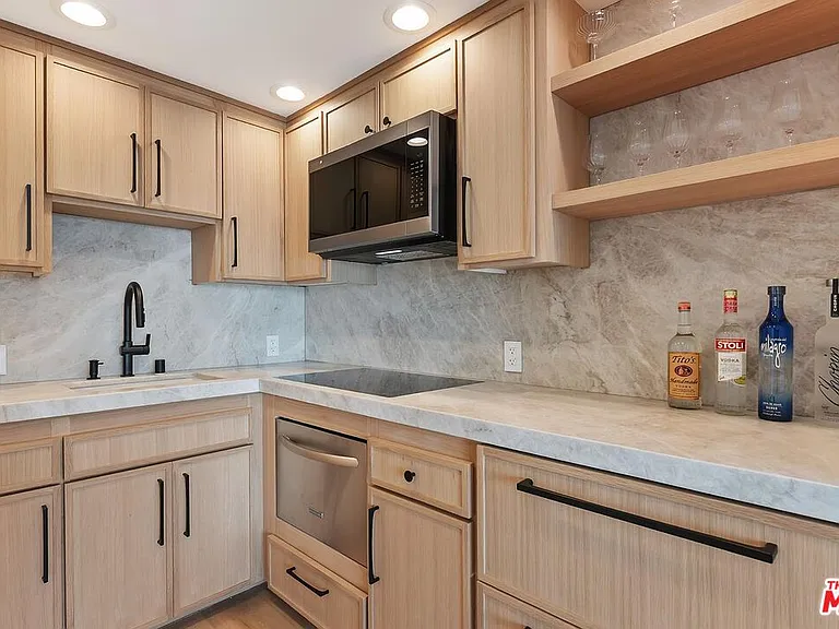 11874 Beach Club Way — Photo 35