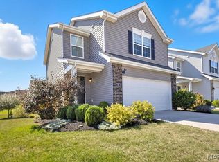 513 Palisades Dr, Saint Charles, MO 63301