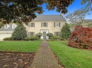 2825 Avenham Ave SW, Roanoke, VA 24014