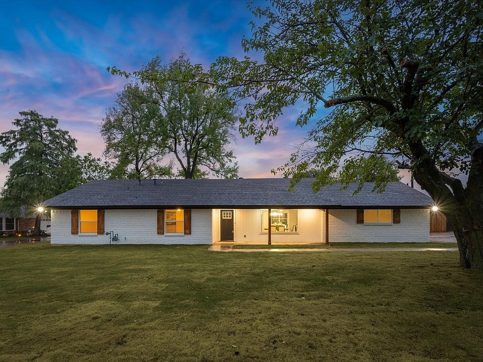 1st image of 1005 Texas Trl