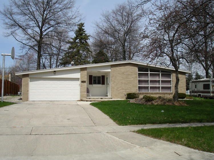 1st image of 2309 Brookfield Dr