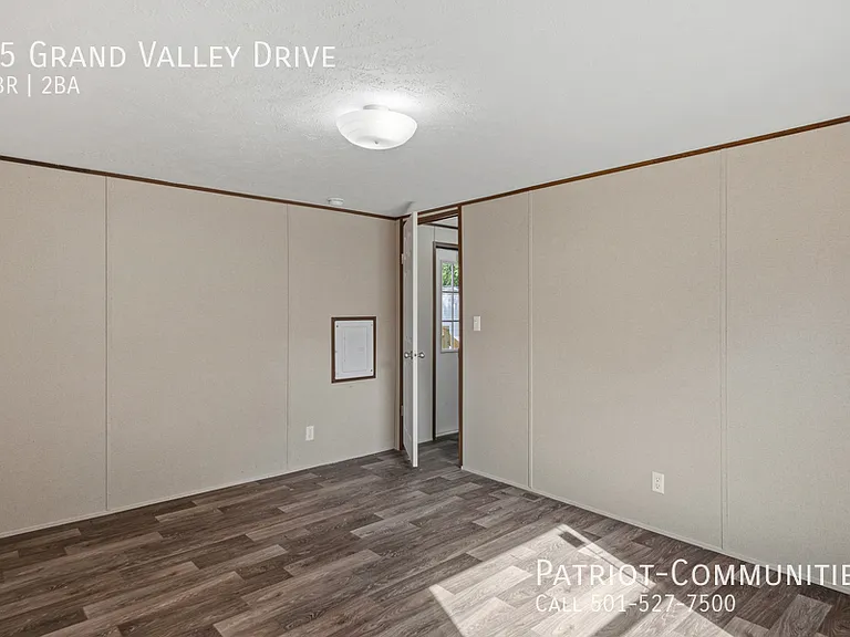 15 Grand Valley Dr — Photo 30
