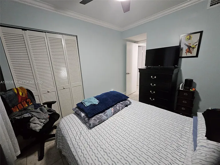 212 Lake Pointe Dr #113 — Photo 34