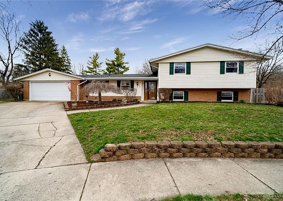 1st image of 653 Ramblewood Pl