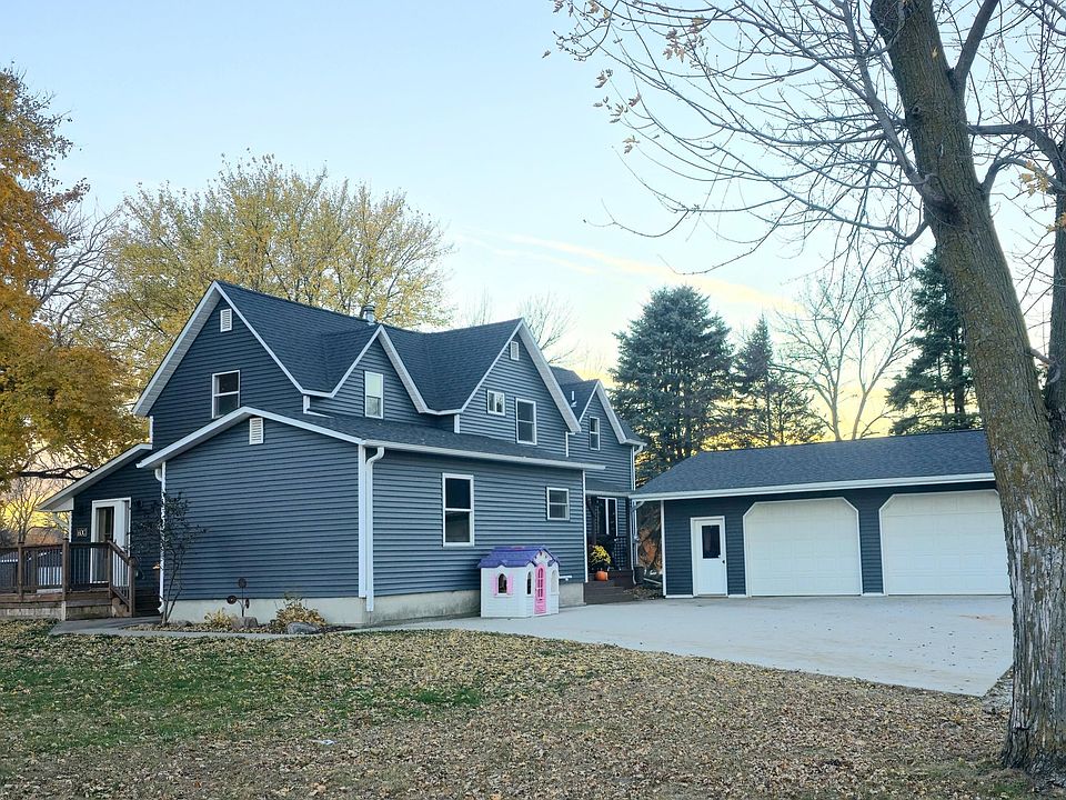 1st image of 600 Birch Ave N