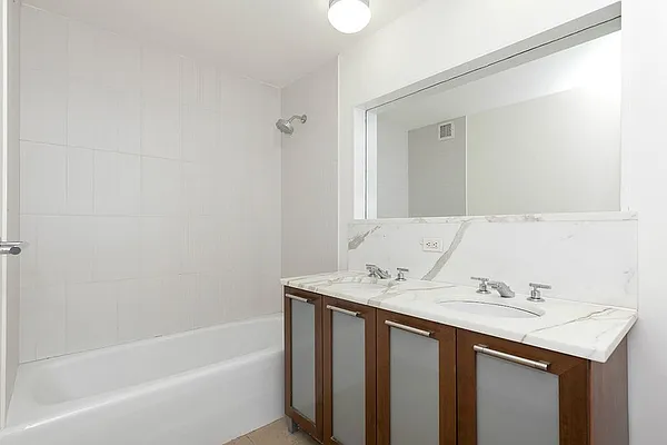 Sold by Triplemint | media 5