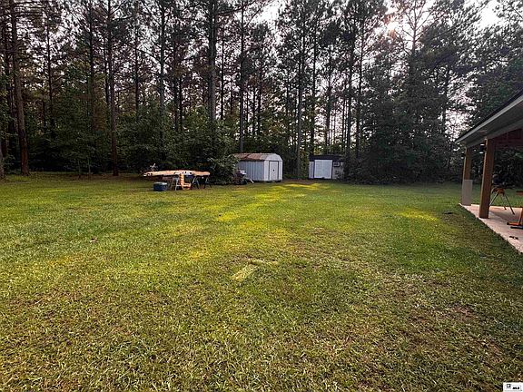 5th image of 1143 Centerpoint Rd