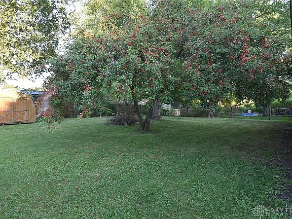 2nd image of 922 Greenheart Dr