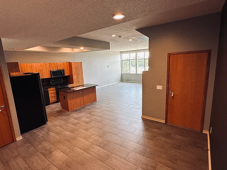 640 S 50th St #2204 — Photo 3