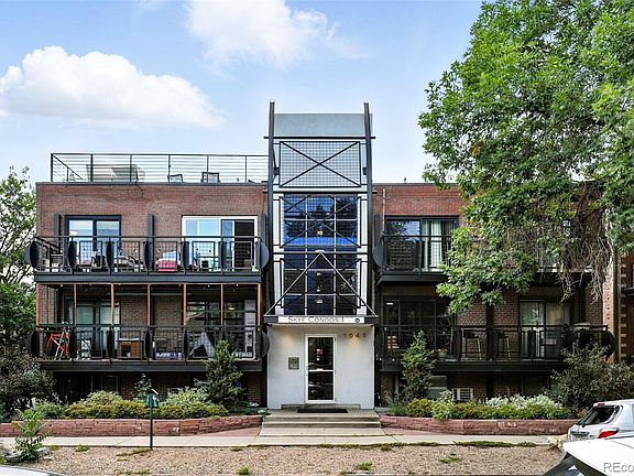 3rd image of 1045 N Clarkson Street #102