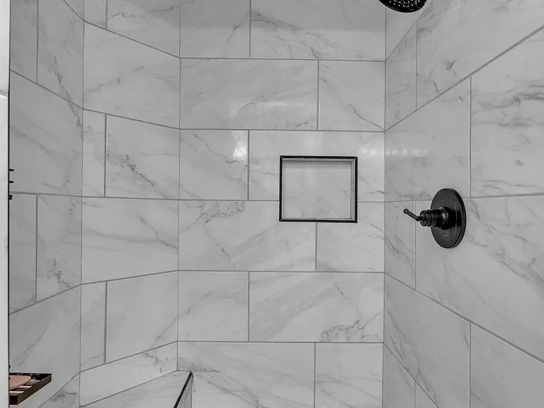 1325 Whirlaway Dr — Photo 17