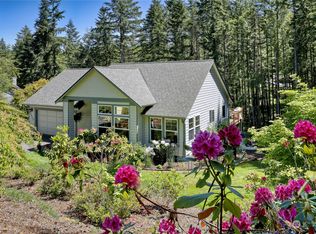 6962 Barnard Way NW, Bremerton, WA 98312