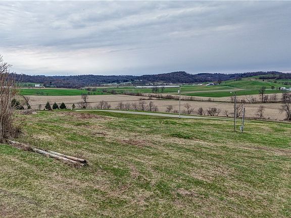 3rd image of 10316 Lower Trail Rd NW