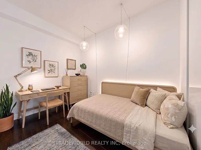 386 Yonge St #3709 — Photo 21