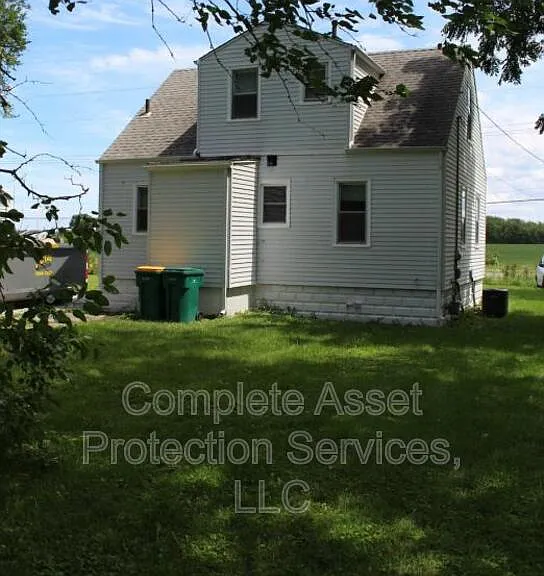 7326 Taft St — Photo 2