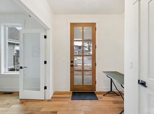 60097 SE Ruby Peak Loop, Bend, OR 97702