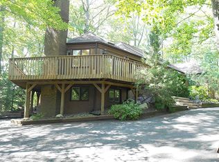 7 Crossbrook Ct, Holmdel, NJ 07733