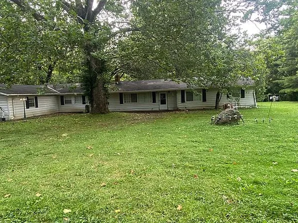 570 Apple Rd, Amelia, OH 45102