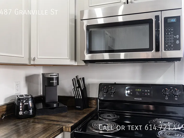 1487 Granville St — Photo 42