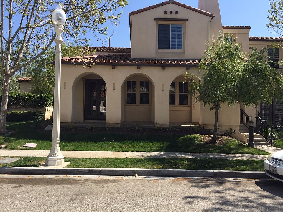 1st image of 334 Platts Harbor Dr