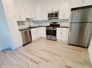 60 Oak Ridge St, Greenwich, CT 06830