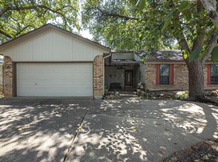 5710 Valley Meadow Dr, Arlington, TX 76016