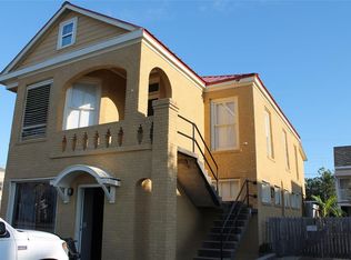 807 Broadway St #2, Galveston, TX 77550