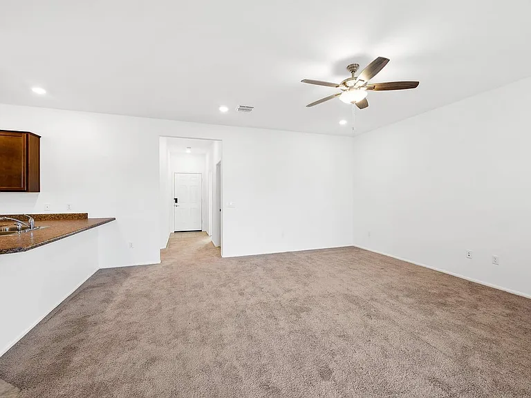 6330 S Crescent Peak Dr — Photo 7