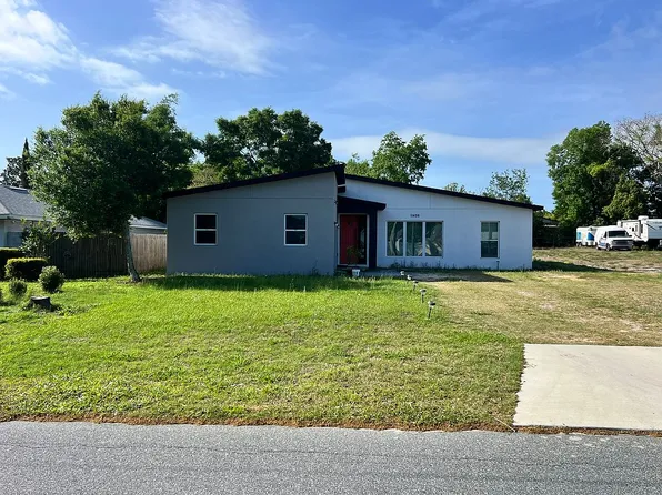 11426 Lakeview Dr, Leesburg, FL 34788