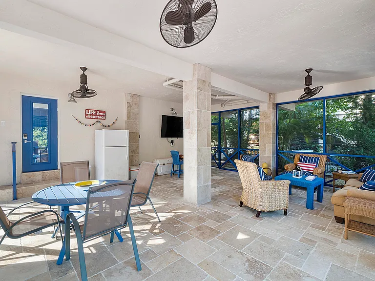 19 Garden Cove Dr — Photo 41