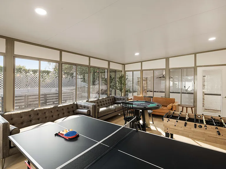 24262 Lysanda Dr — Photo 17
