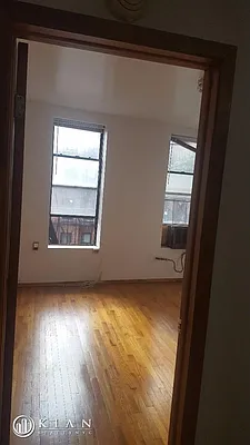 Rented by Kian Realty | media 2