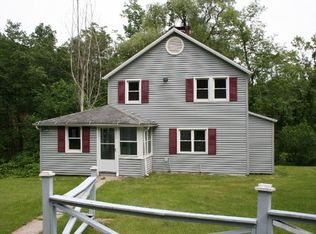 93 Padanaram Rd, Danbury, CT 06811