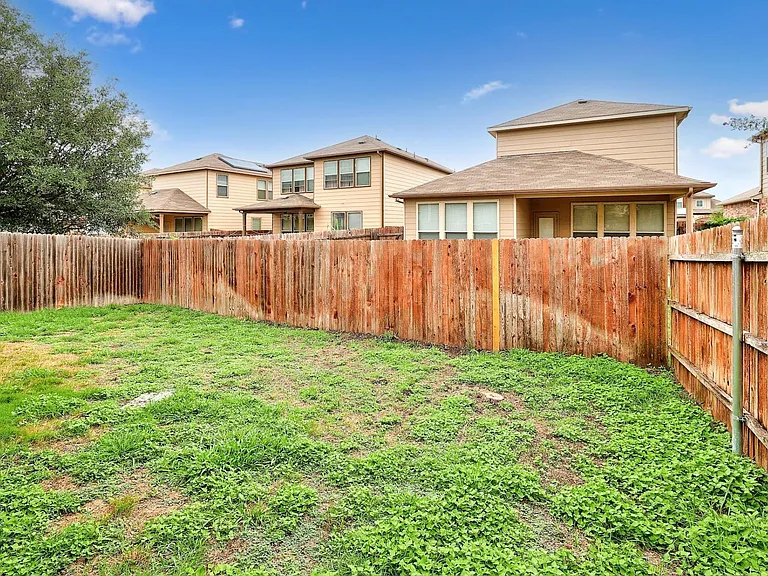 16021 Travesia Way — Photo 26
