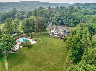 240 Mountainside Rd, Mendham, NJ 07945