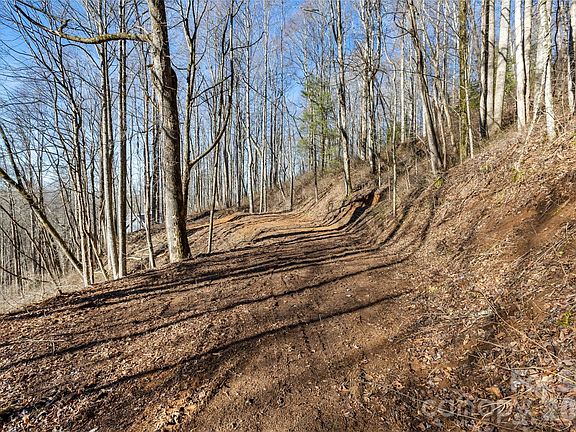 4th image of Happy Ridge Ln