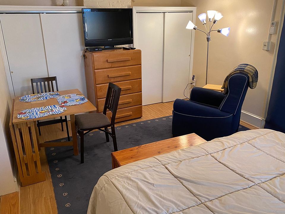 Convertible table, new upholstered folding chairs, comfy recliner, versatile lamp, two ample closets, roomy bureau and chest, HD TV with FREE FIOS Sports Package.