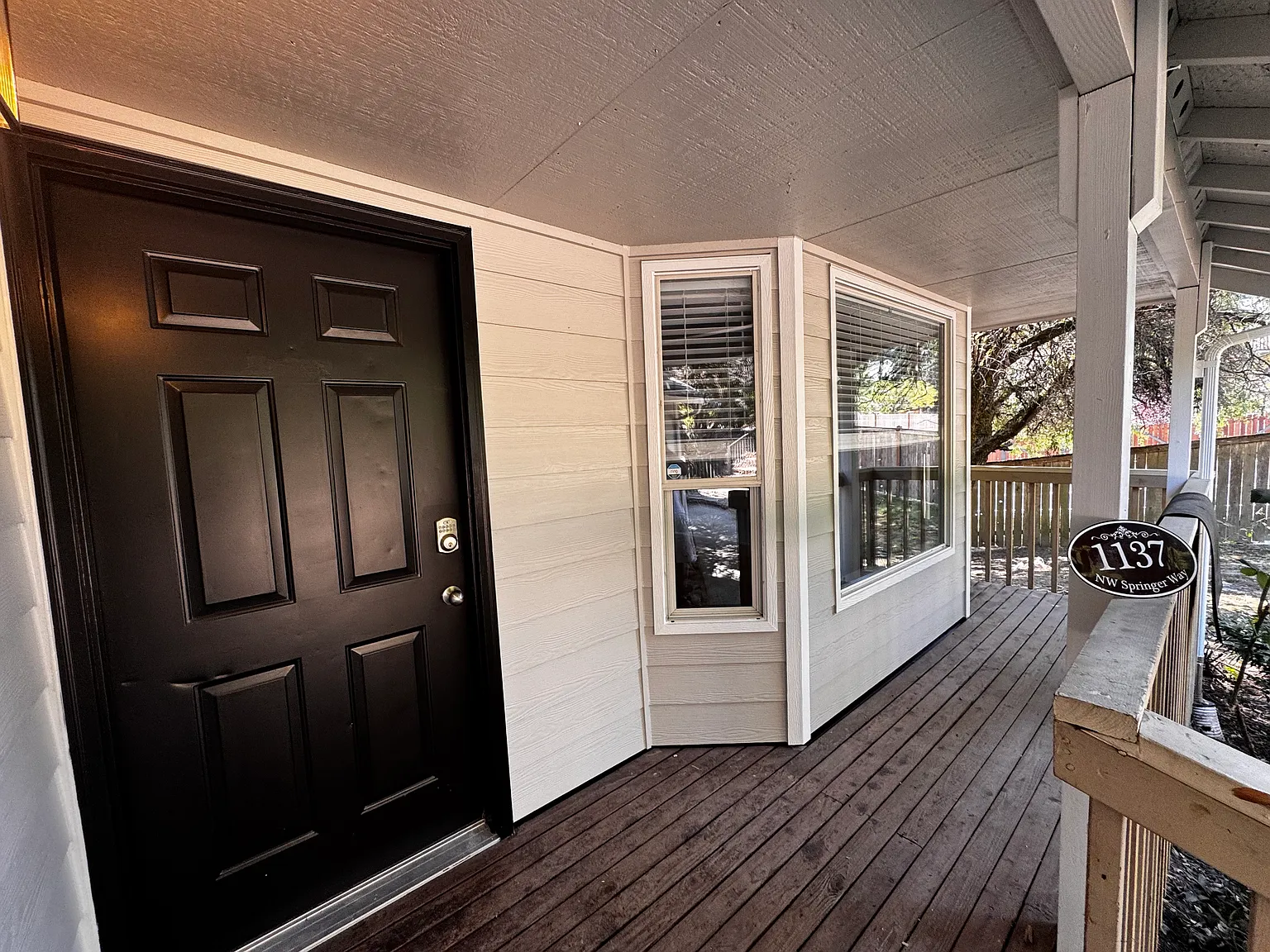 3 bed, 1750 sqft, $2,900 — Photo 2