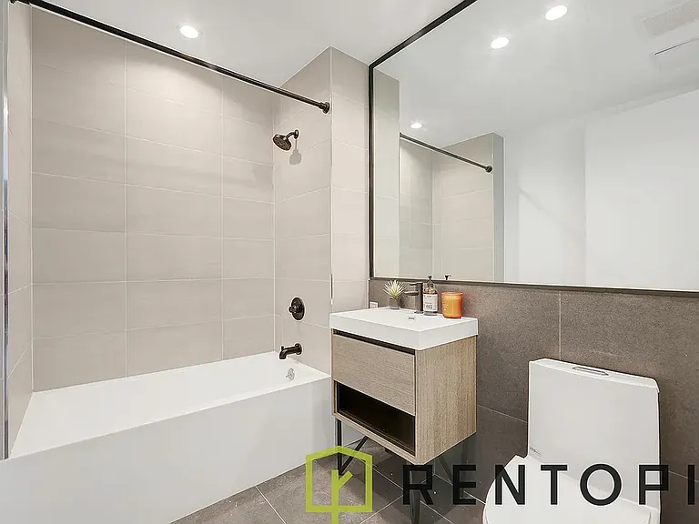 2175 Bergen St #604B — Photo 8