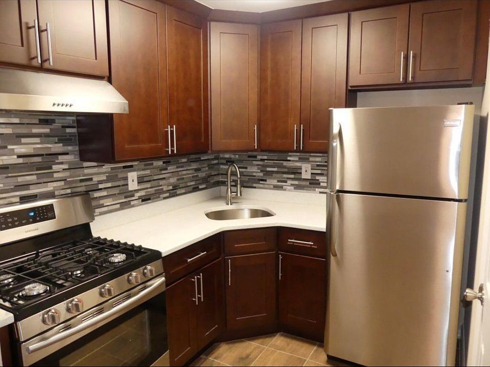 1st image of 10017 87th Ave Floor 2