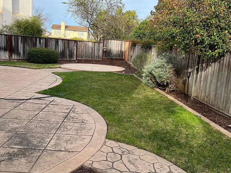 8 Lewis Cir — Photo 18