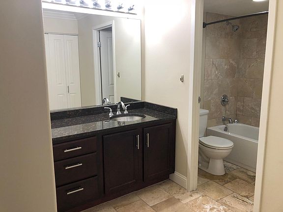 3rd image of 700 E 8th St Unit 16F