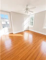 516 W 38th St #1/2 — Photo 4