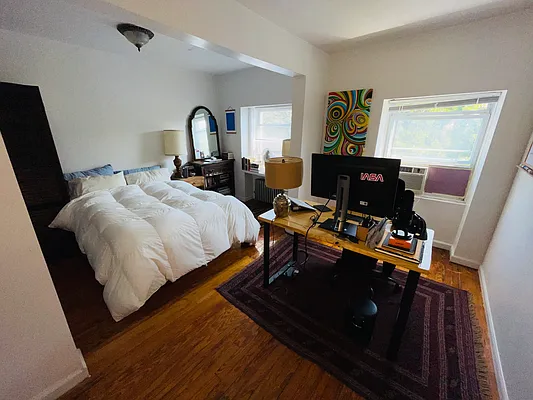 Rented by Fifth & Forever LLC | media 46